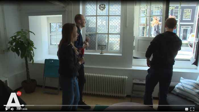 Beeld interview AT5 tijdelijke studentenhuisvesting Oudemanhuispoort - video april 2019