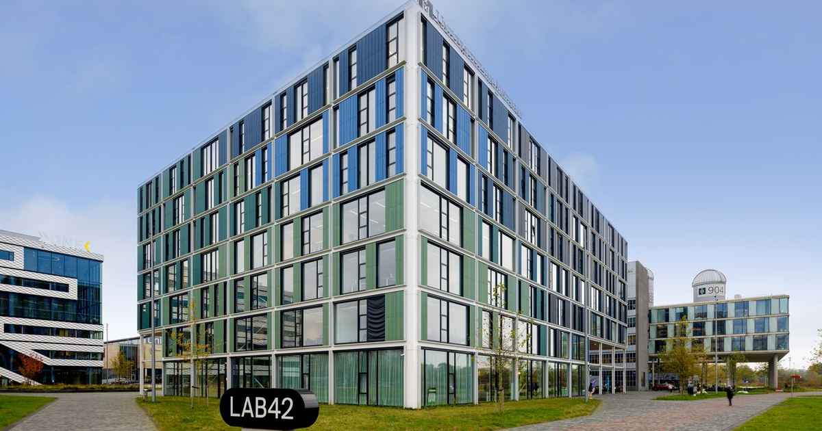 UvA’s LAB42 wins European Steel Design Award for sustainability ...